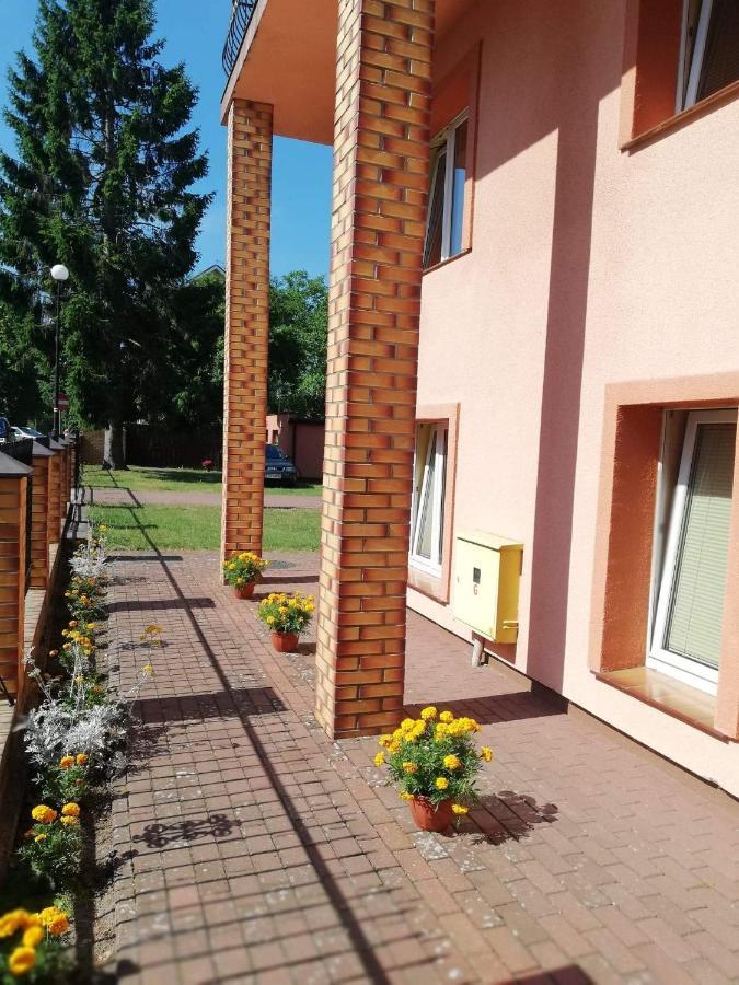 Dom Wczasowy Mateusz Rewal Kültér fotó